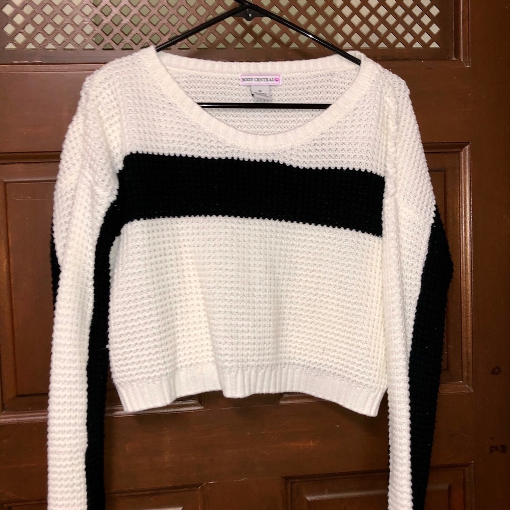 cropped black and white sweater
